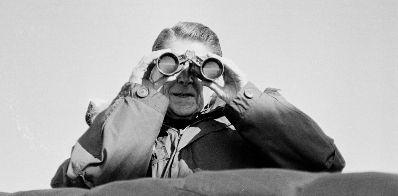 Reagan observes North Korean positions at the DMZ, November 1983