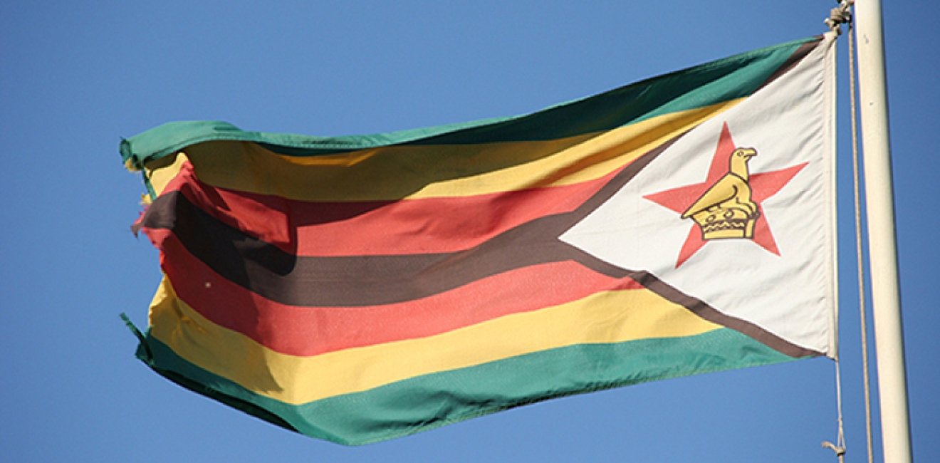 Zimbabwe flag att T Feuerborn w700