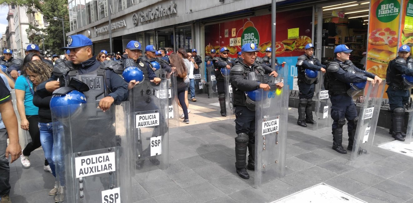 Policia auxiliar Mexico