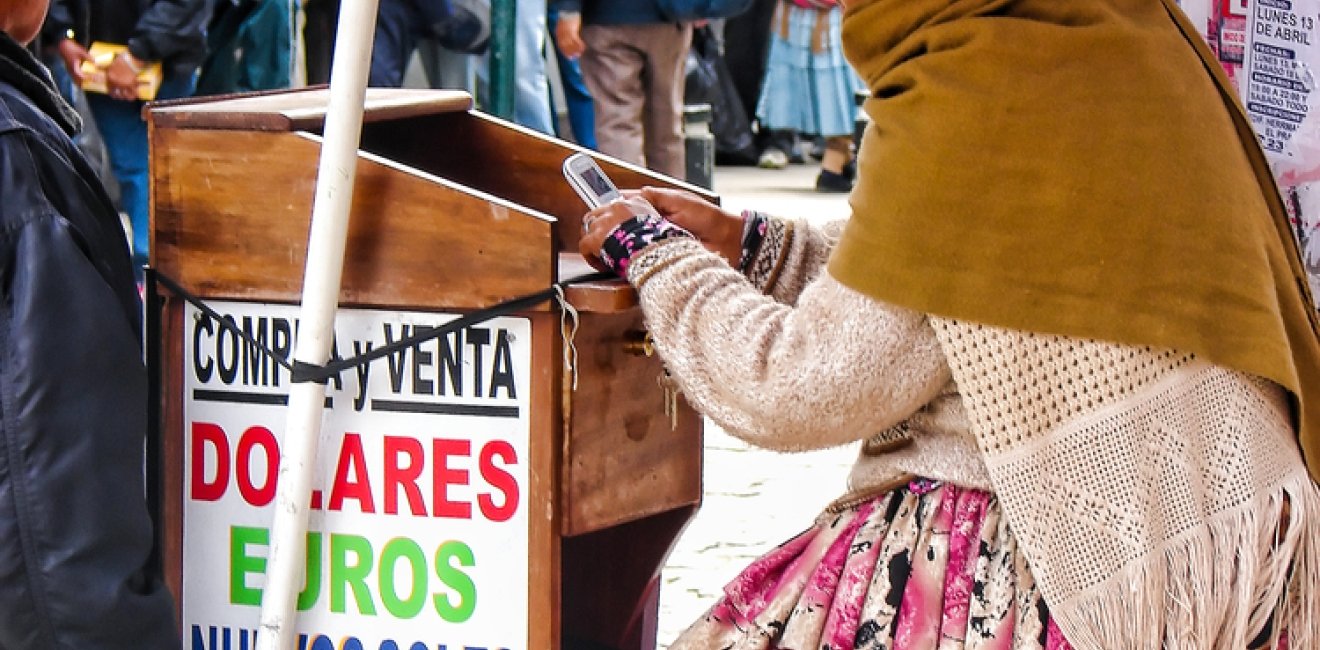 Woman Money La Paz Bolivia