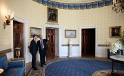 Donald Trump and Justin Trudeau in the Oval Office