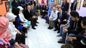 Deputy Secretary of State Antony Blinken visits a community center in Amman serving Jordan-based refugees to reinforce the U.S. commitment to support Syrian refugee communities.