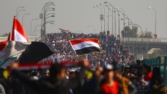 Students protesting in Iraq