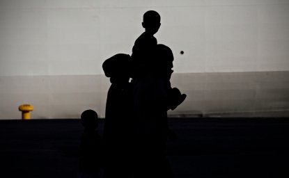 Silhouette of refugees