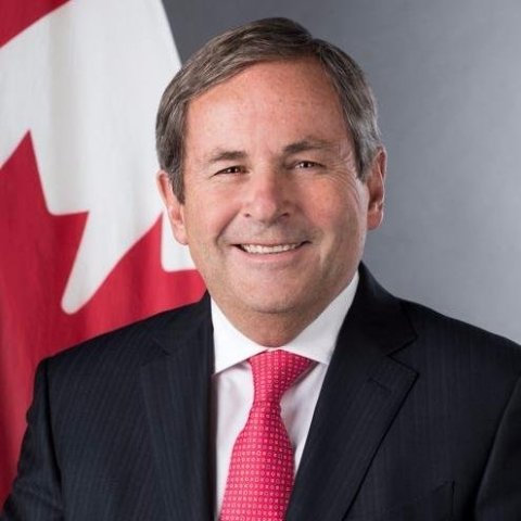 Hon. David MacNaughton