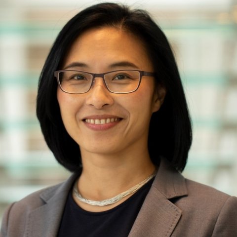 Winnie Lau