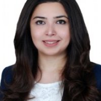 Sara Hayat Headshot